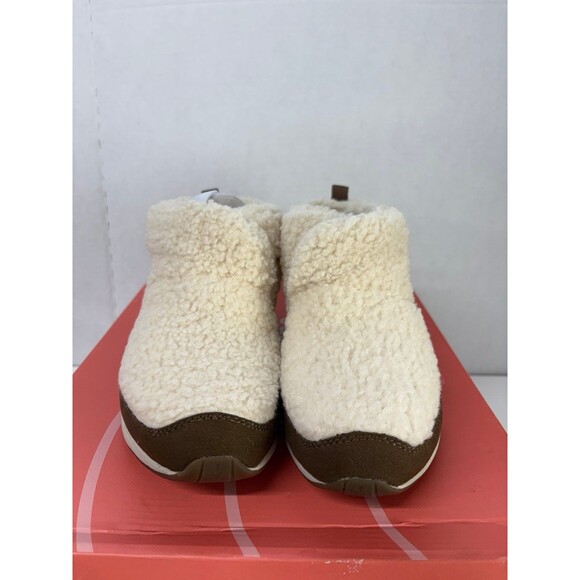 Easy Spirit Women's Trippin Cozy Booties Boots Light Natural Fuzzy Warm Sz 8.5M - Picture 4 of 6